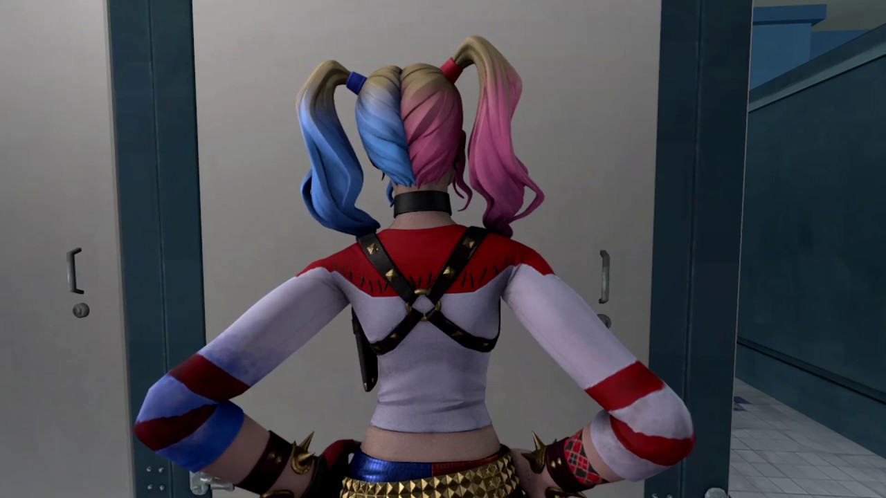 Harley Quinn Bathroom break