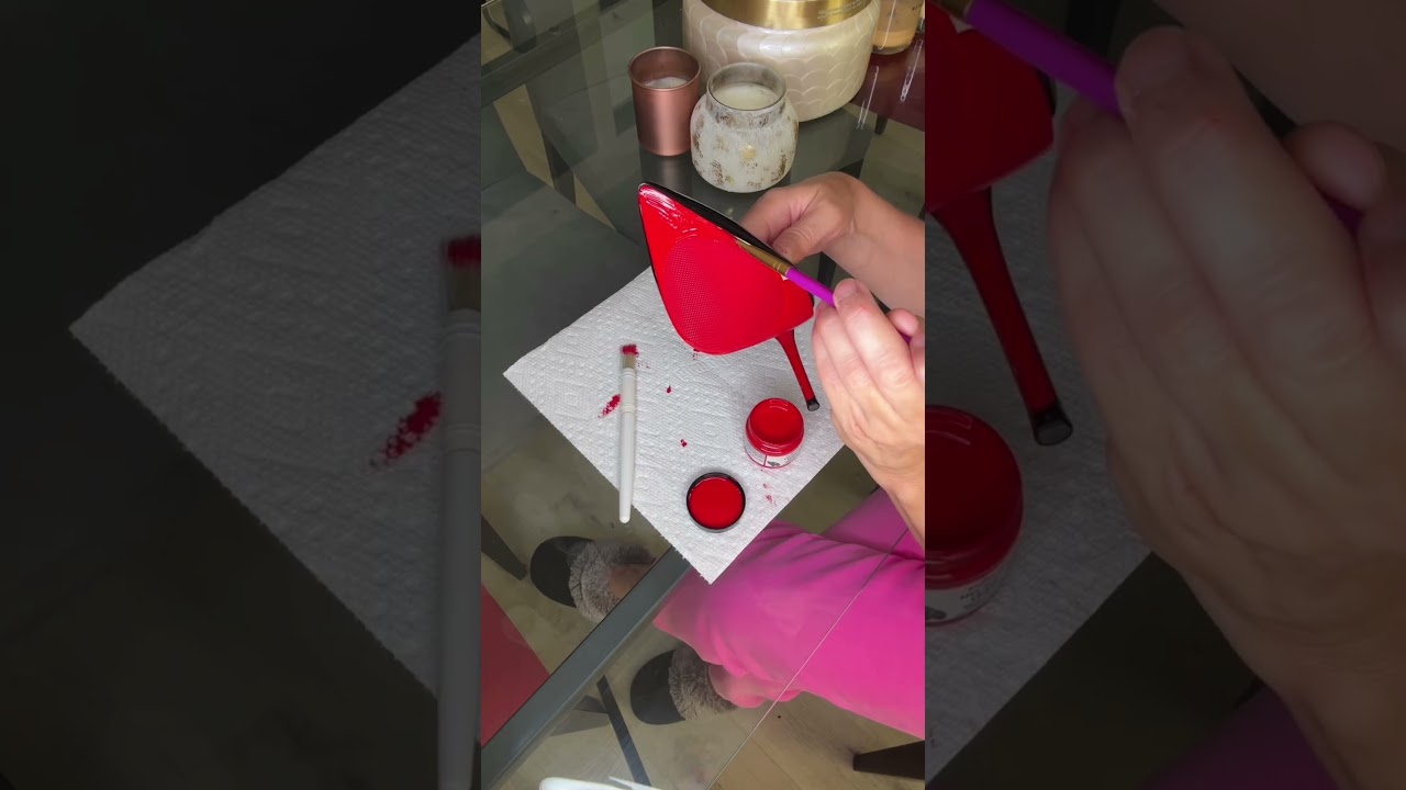 Секрет, как получить Red Bottom Heels, не тратя кучу денег