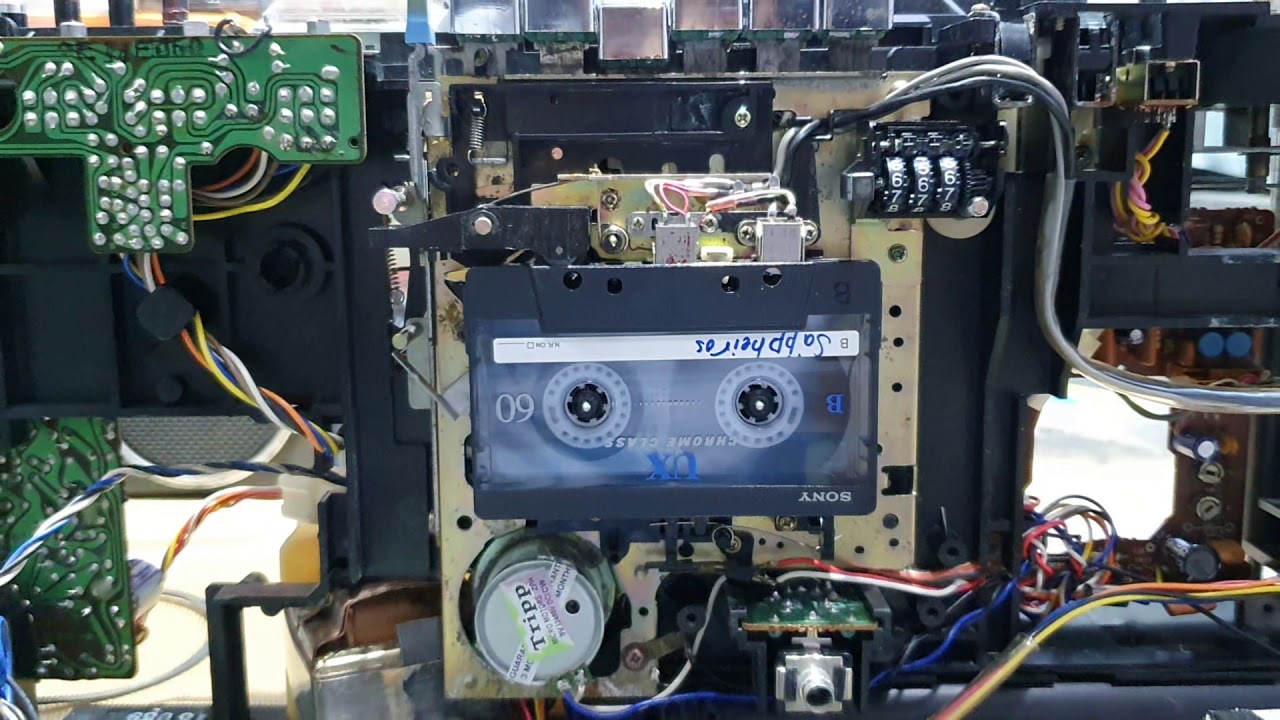 Vintage 1978 National Panasonic RS-4300 Boombox Playing Cassette Tape
