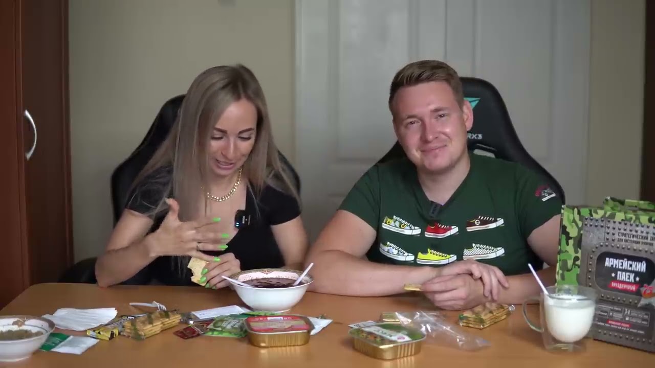 RUSOS PROBANDO COMIDA MILITAR RUSA | PROBANDO COMIDA MILITAR de RUSIA de SUPERVIVENCIA MRE 24 Horas