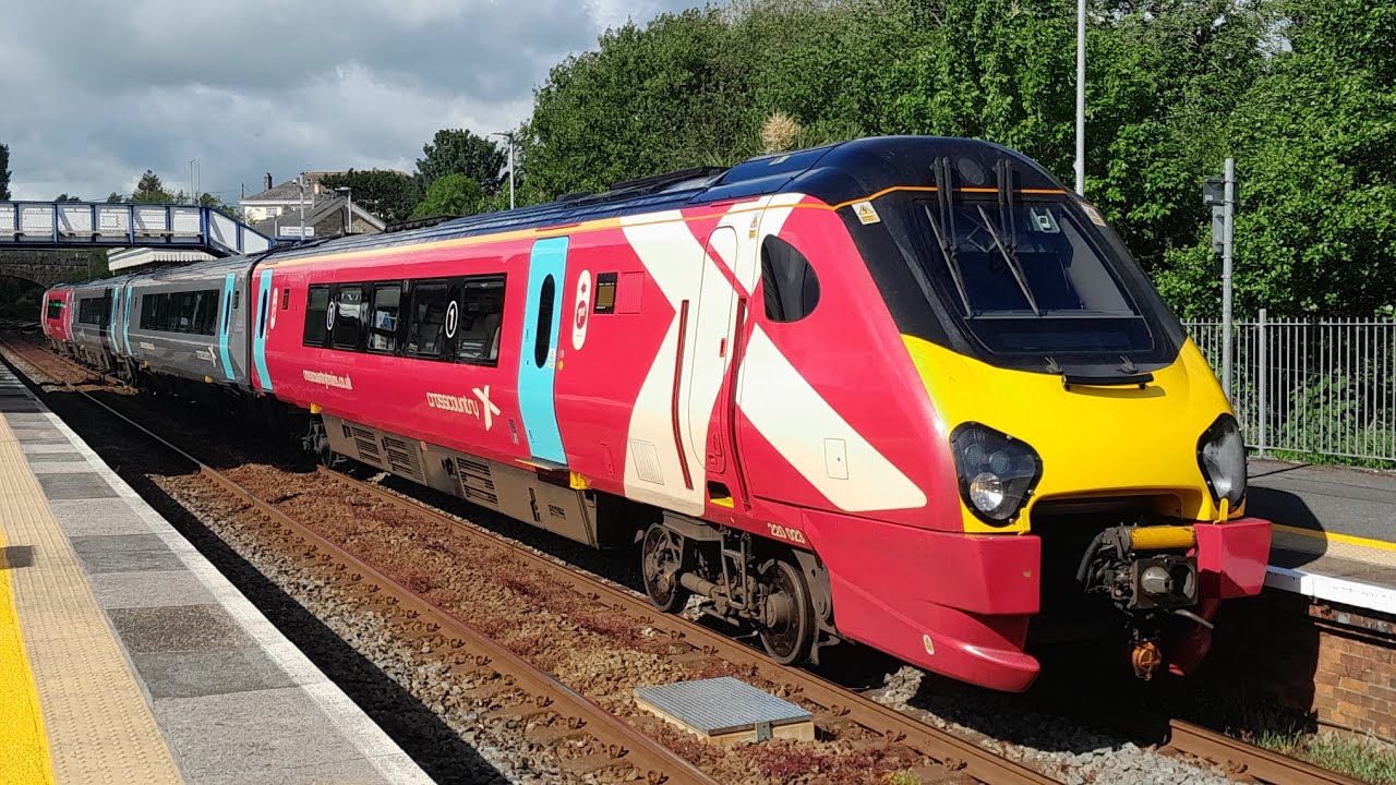 220023 departs Par working 1V52 0703 Edinburgh&nbsp;to&nbsp;Penzance