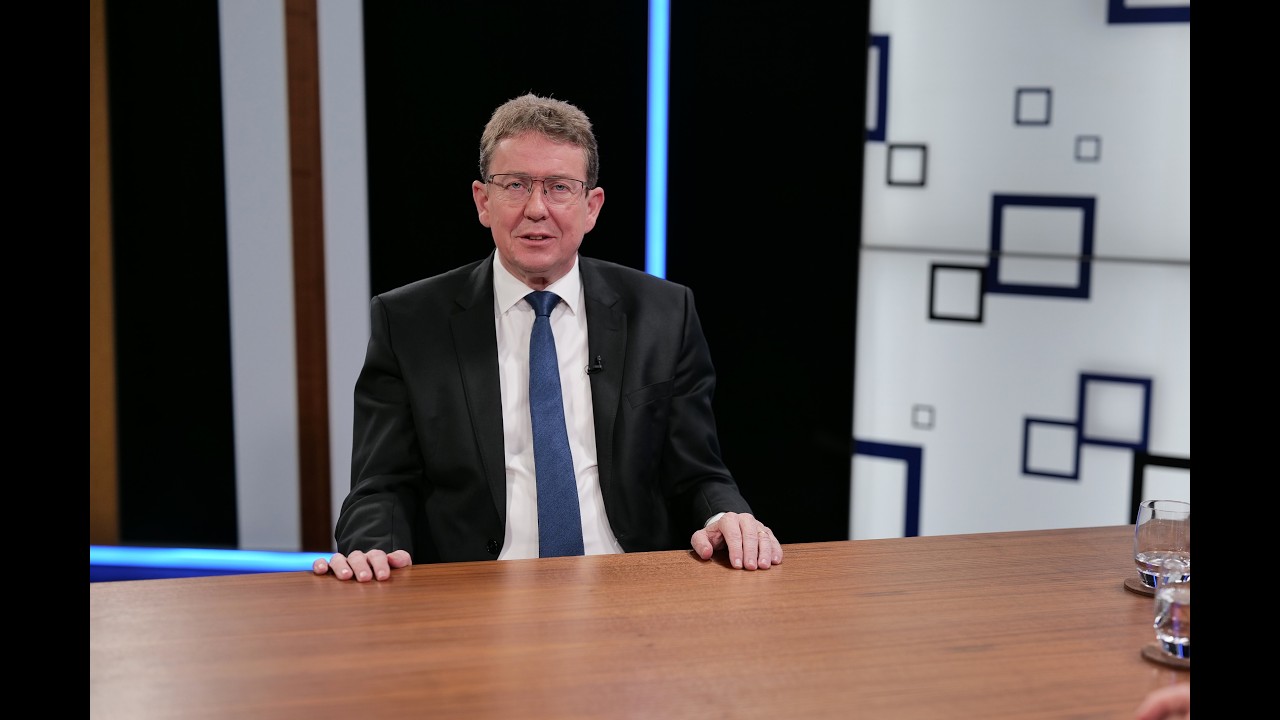 Albert R&ouml;sti | Gibt es in der Schweiz Dichtestress, Herr R&ouml;sti? (NZZ Standpunkte 2026)