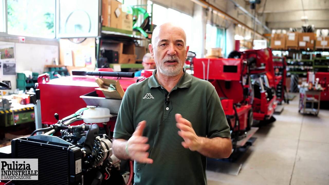 Tour nello stabilimento RCM macchine per la pulizia industriale