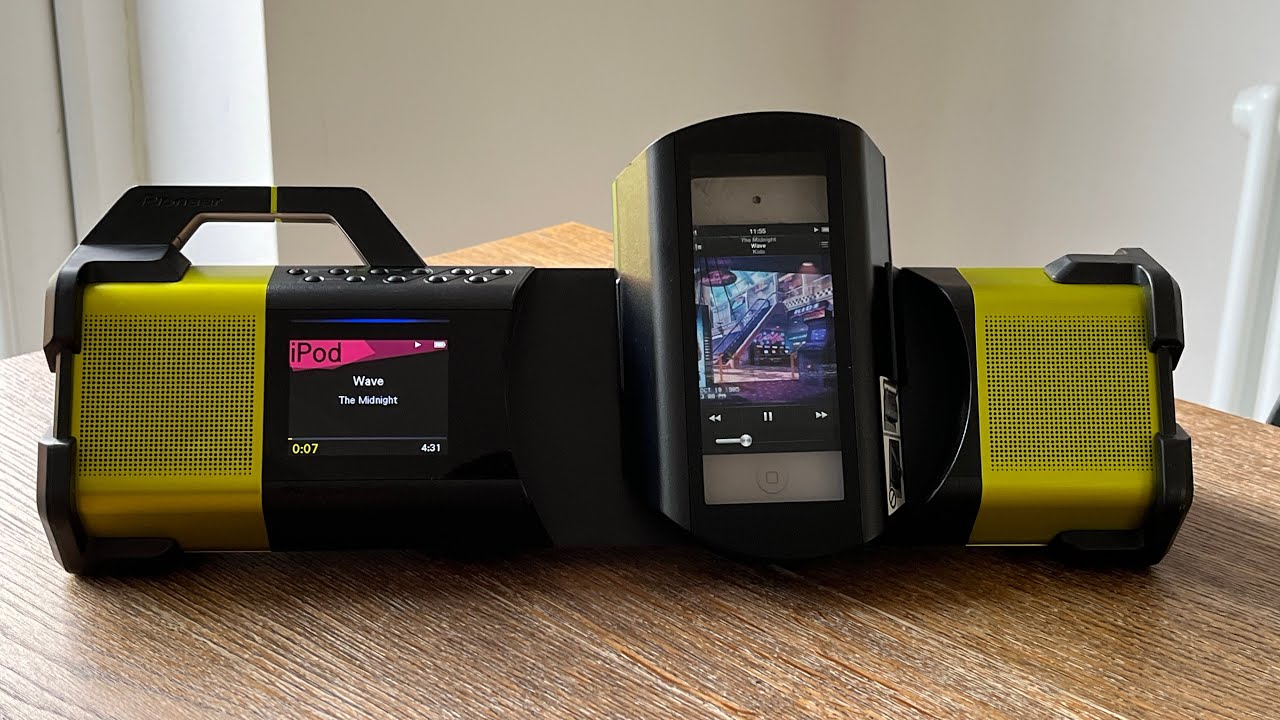Modern Boombox Pioneer Steez STZ-D10T-G 2010&rsquo;s street dance battle modes