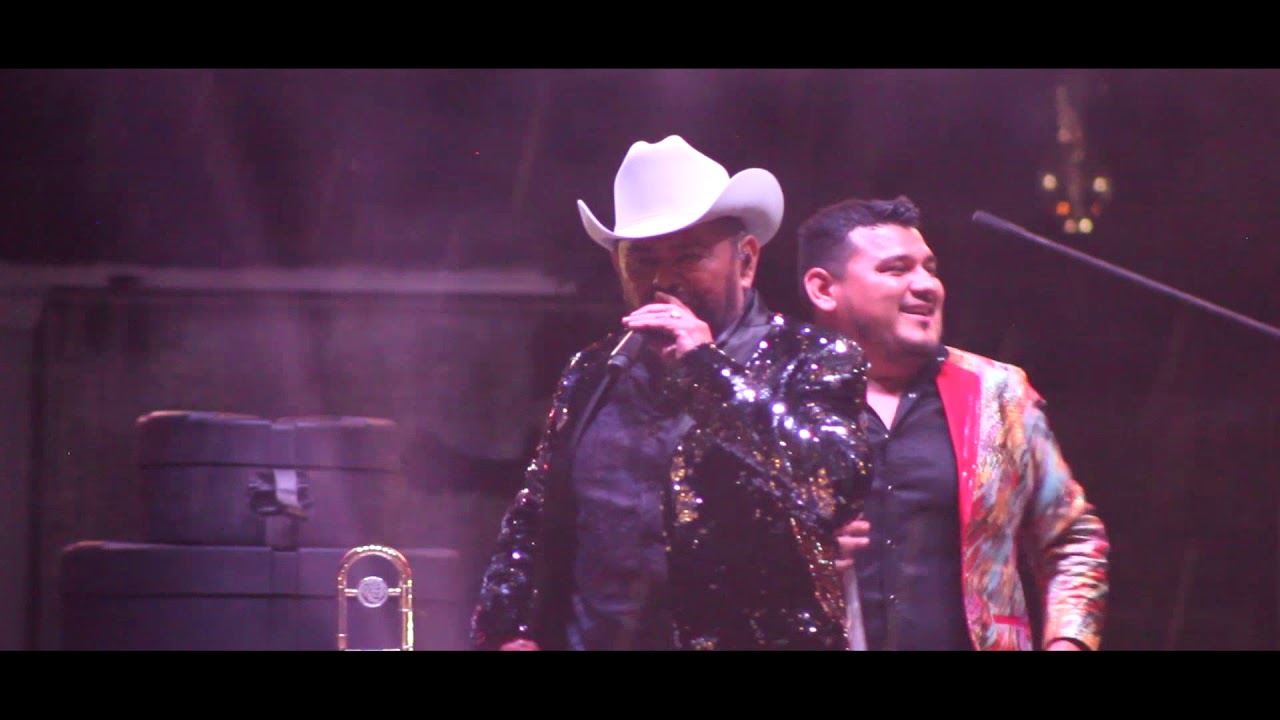 Mi Carro Coco -  Banda Roja de Josecito León - En Vivo desde Rodeo Texcoco