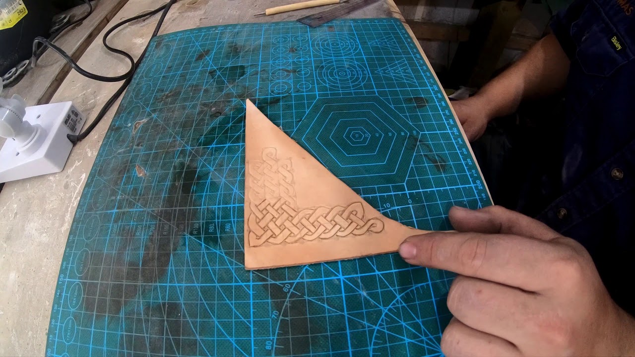 Leather Carving a Celtic Knot