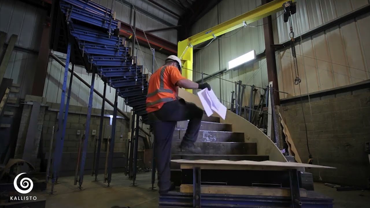 Kallisto Stairs - Precast Concrete Curved Staircase Construction Manufacturing Timelapse