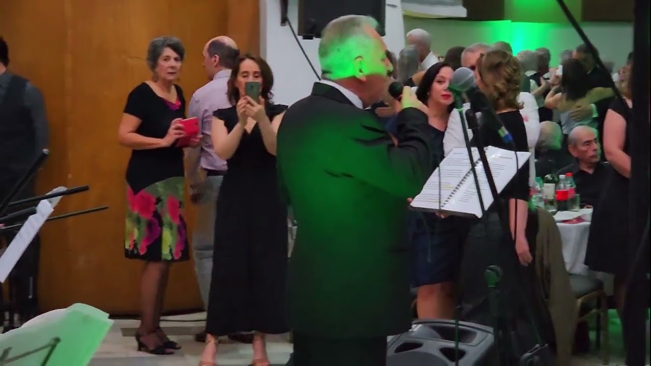 REMEMBRANZAS Música: Mario Melfi. Letra: Mario Battistella  Orq.  A lo D'Arienzo Uruguay