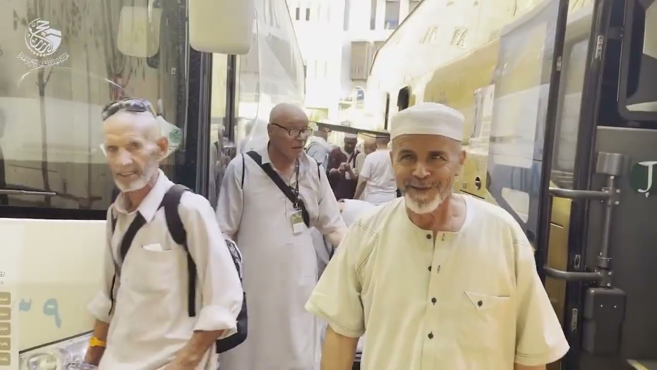 🕋 عودة الحجاج الليبيين من منى إلى الفنادق بعد رميهم للجمرات