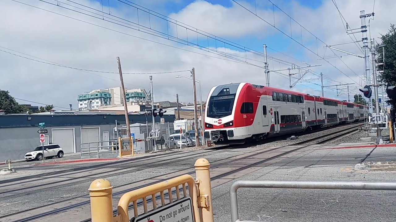 Railfanning on Caltrain at 9 ave San Mateo on August 17th 2024 FT: Full Speed ahead and etc.