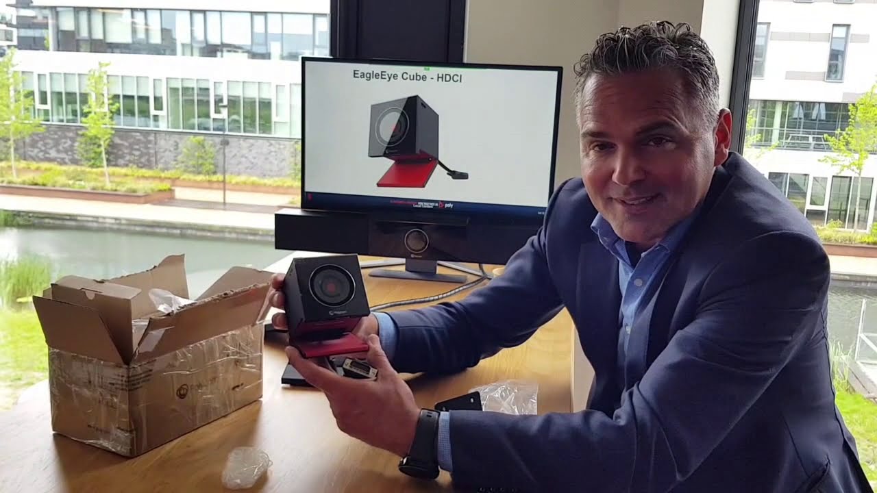 Unboxing EE Cube