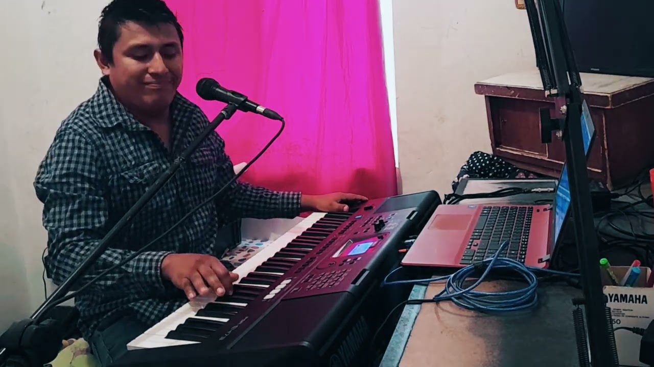 Mere santos tecladista  Mi cafetal (cover)