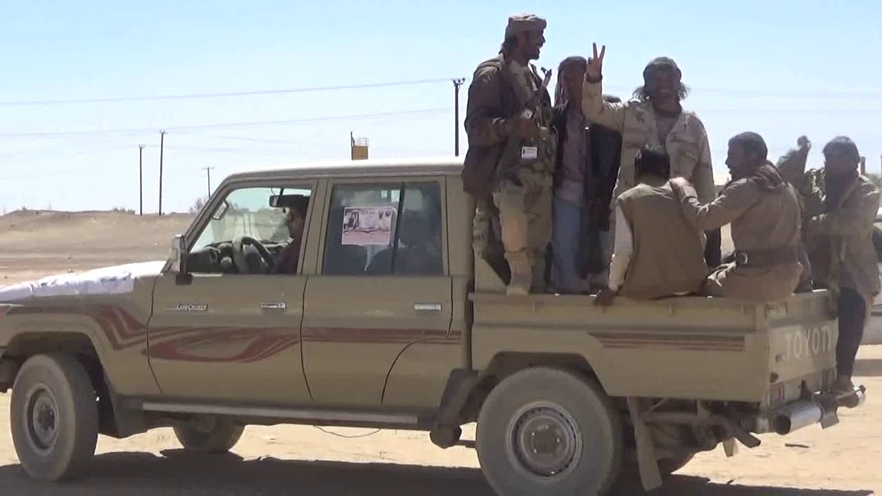 قيادة الجيش الوطني بإب تشيع القائد الشهيد عبدالله العزي وولده بمأرب