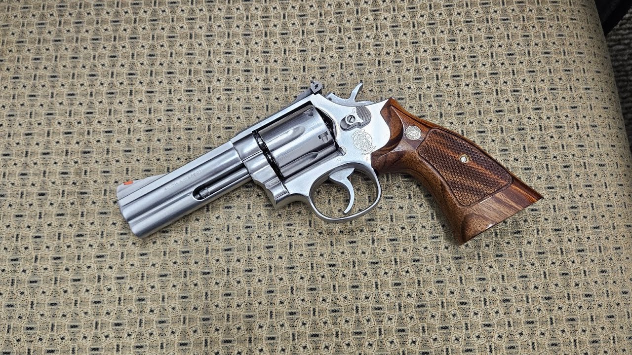 Smith & Wesson 686 no dash 4 inch 357 Magnum