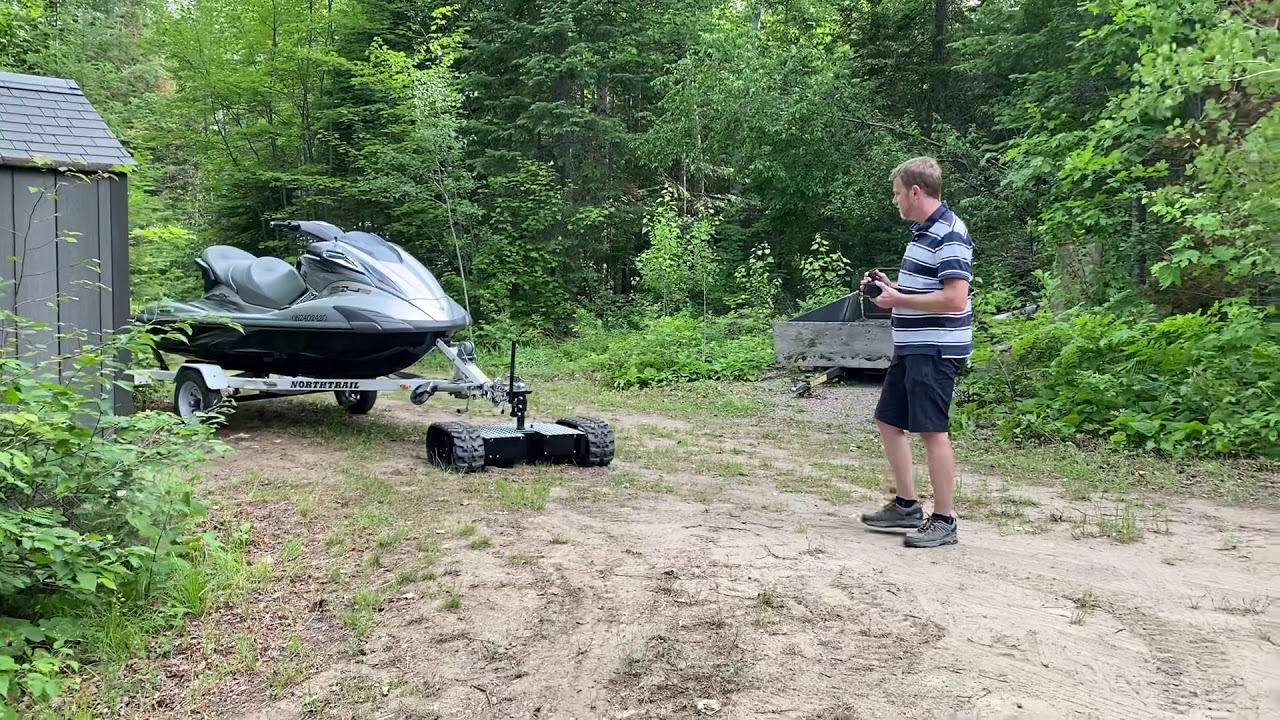Easiest parking with the TRAX X2 electric trailer dolly