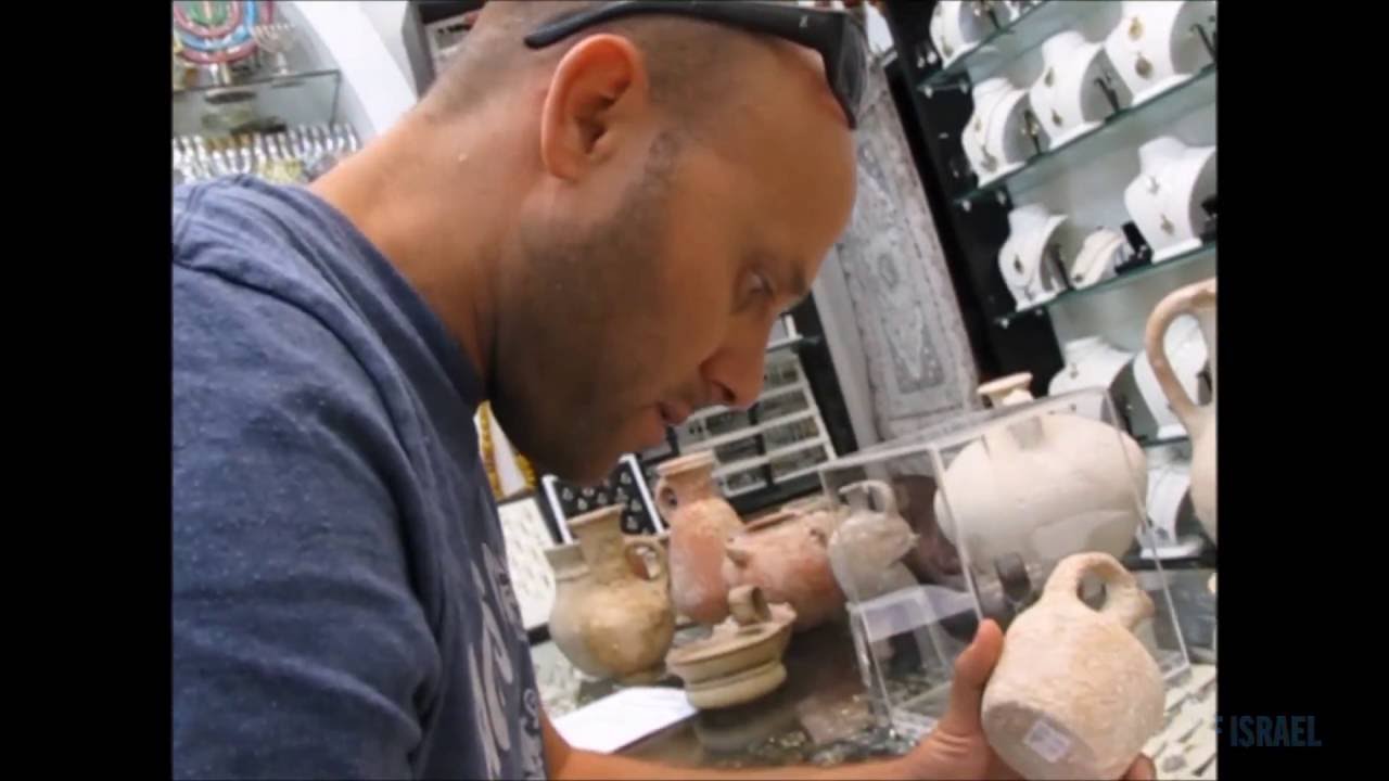 Ancient artifacts confiscated in Jerusalem raid