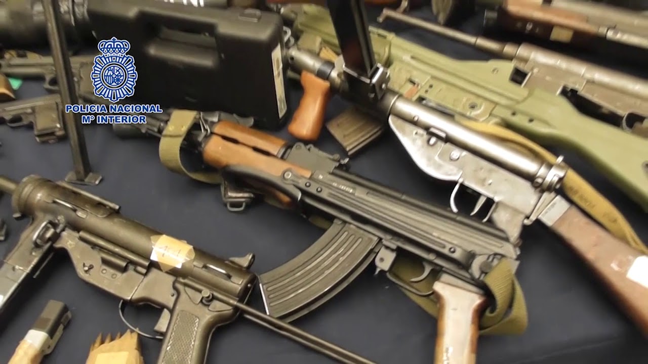 Arsenal de armas intervenido en Zamora por la Policía