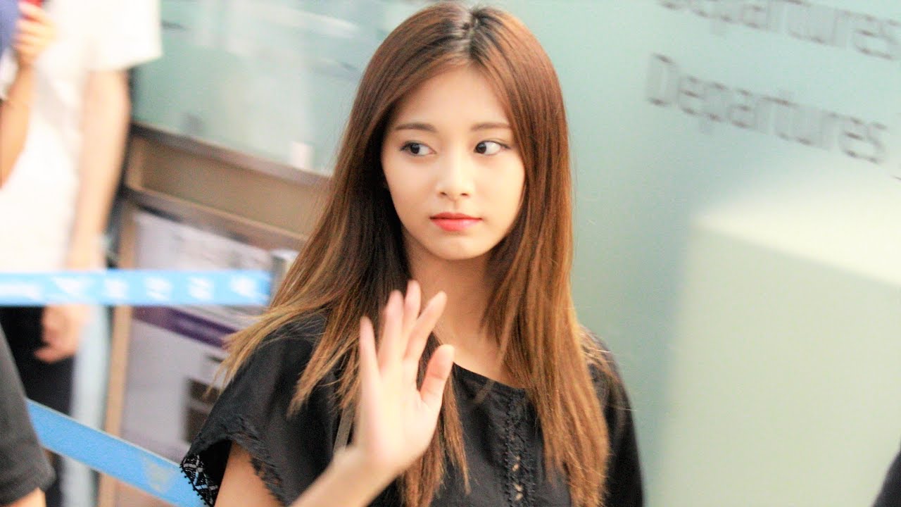 180816 트와이스(Twice) 쯔위(Tzuyu) focus - 인천공항 출국