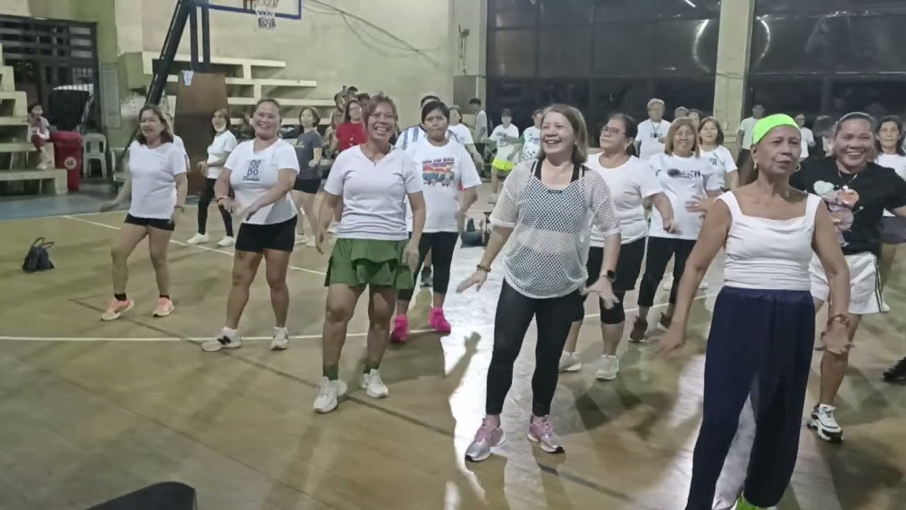 @knlphysicalfitness1425 Wednesday zumba with ZIN Menard. Music belongs to the rightful owner 