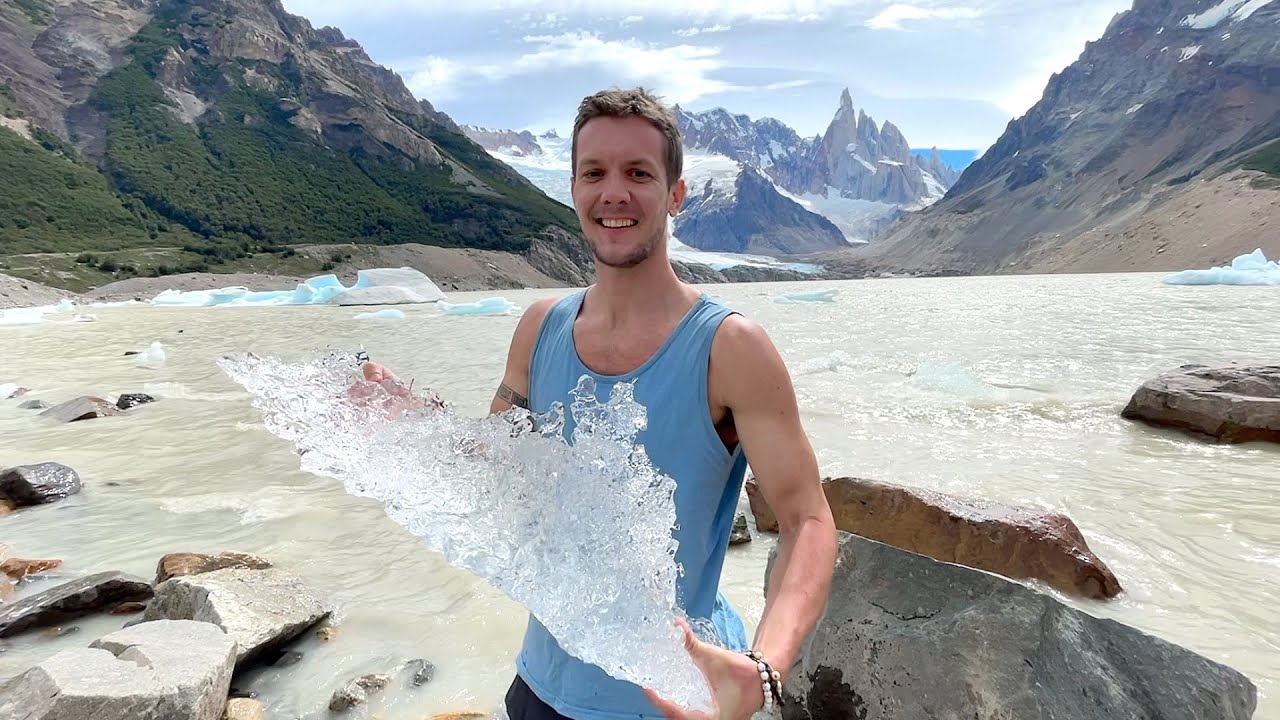 INCREDIBLE ICEBERG LAKE IN PATAGONIA | ARGENTINA 🇦🇷 LAGUNA TORRE (EL CHALTEN)