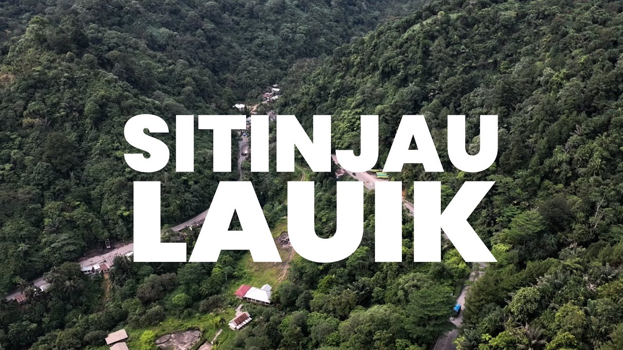 Sitinjau Lauik Tikungan Tajam di Sumatera Barat Dengan Pemandangan Indah