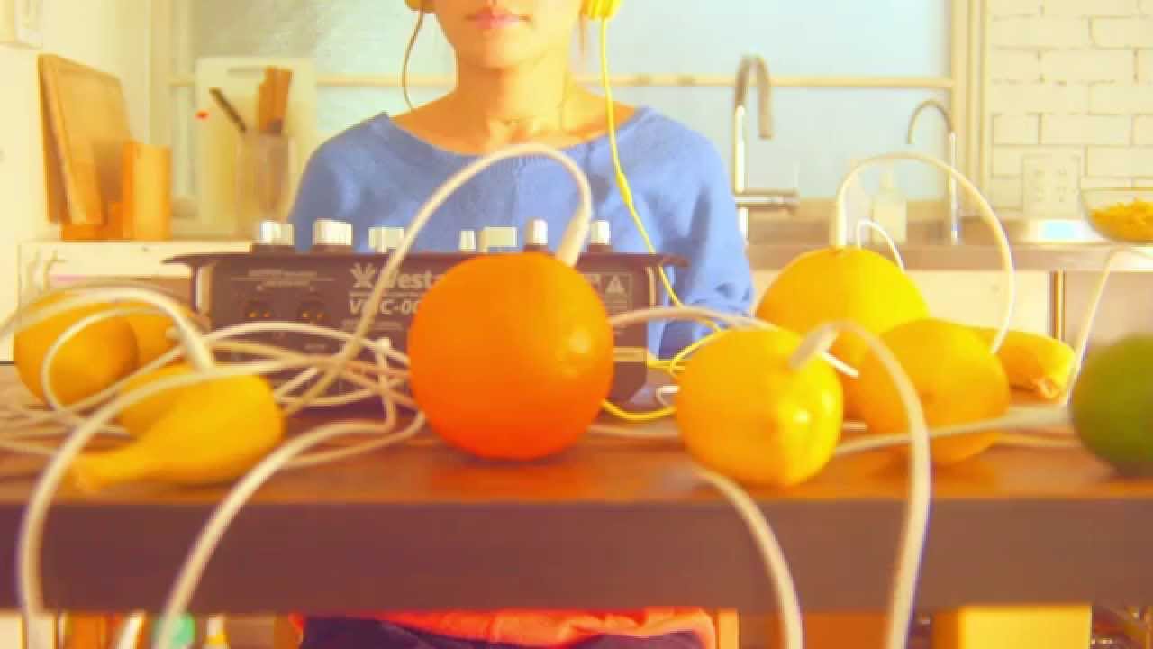 NakamuraEmi - チクッ from NIPPONNO ONNAWO UTAU vol.3 MV