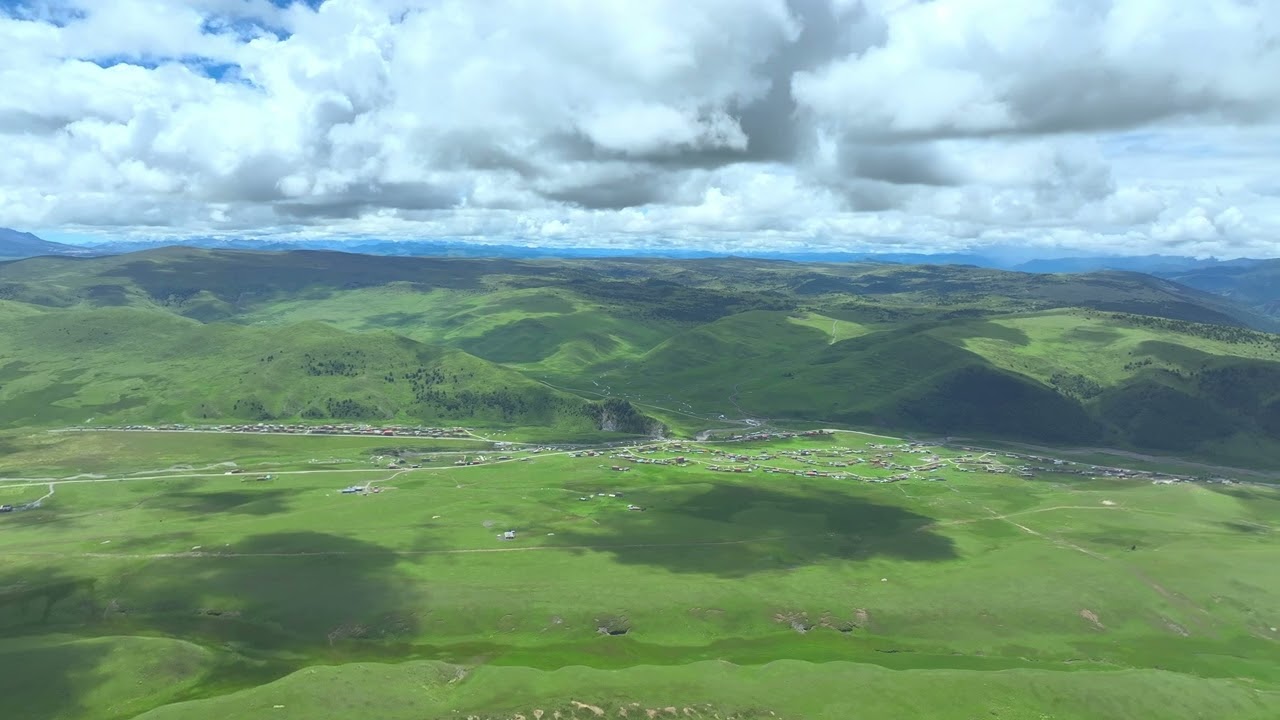 Western Sichuan, China Tagong grassland noon   Dolby Vision