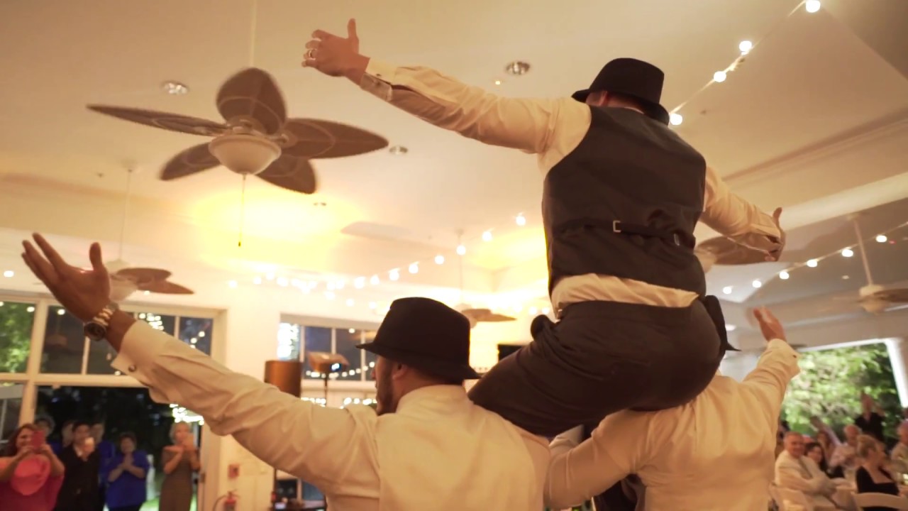 BEST GROOMSMEN DANCE EVER!!!