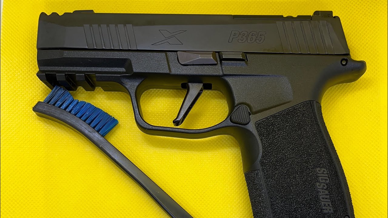 كيفية تنظيف المسدس - How to clean your handgun
