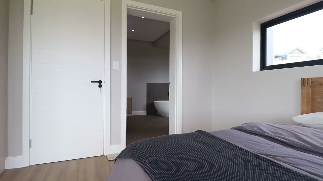 Rhino Ridge, Kragga Kamma Game Park, Home & Hectare