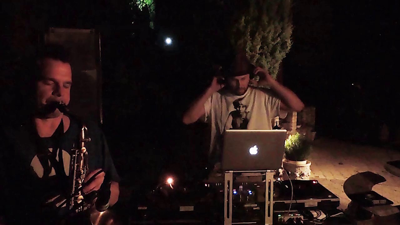 Bollo & Matthew Sax live