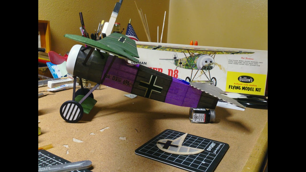 Guillow's D8 Kit WW-9 build slide show