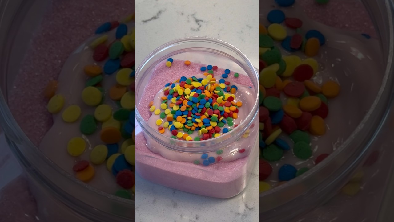 DIY Confetti cake sugar body scrub🧁✨💕🤤 #DIY #sugarscrub #bodyscrub #diybodyscrub #beautytips
