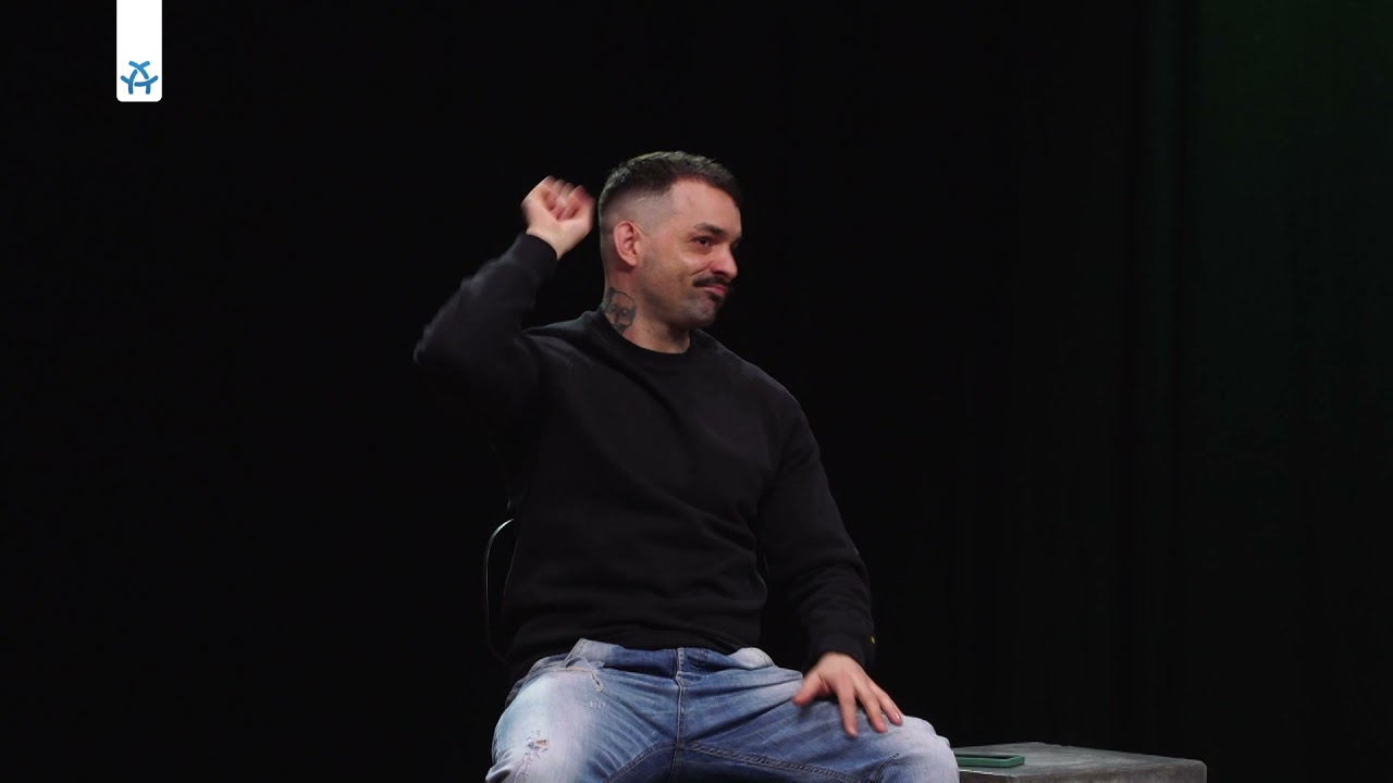 Pornodarsteller Rimus | Fingerzeig - Die Talkshow in Gebärdensprache