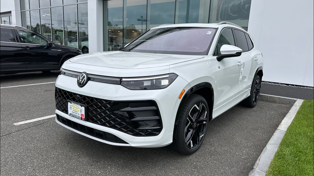 2025 Volkswagen Tiguan SEL R-Line startup and horn