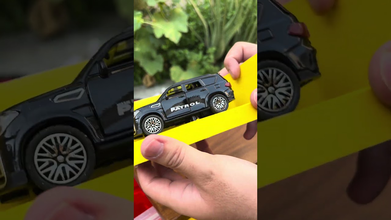 Chase with Tiny Cars! 