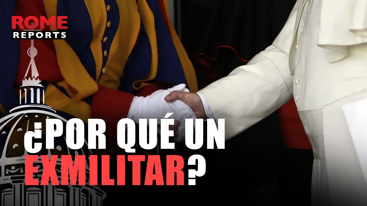 ¿Puede un GUARDIA SUIZO convertirse en AYUDANTE PERSONAL del papa?