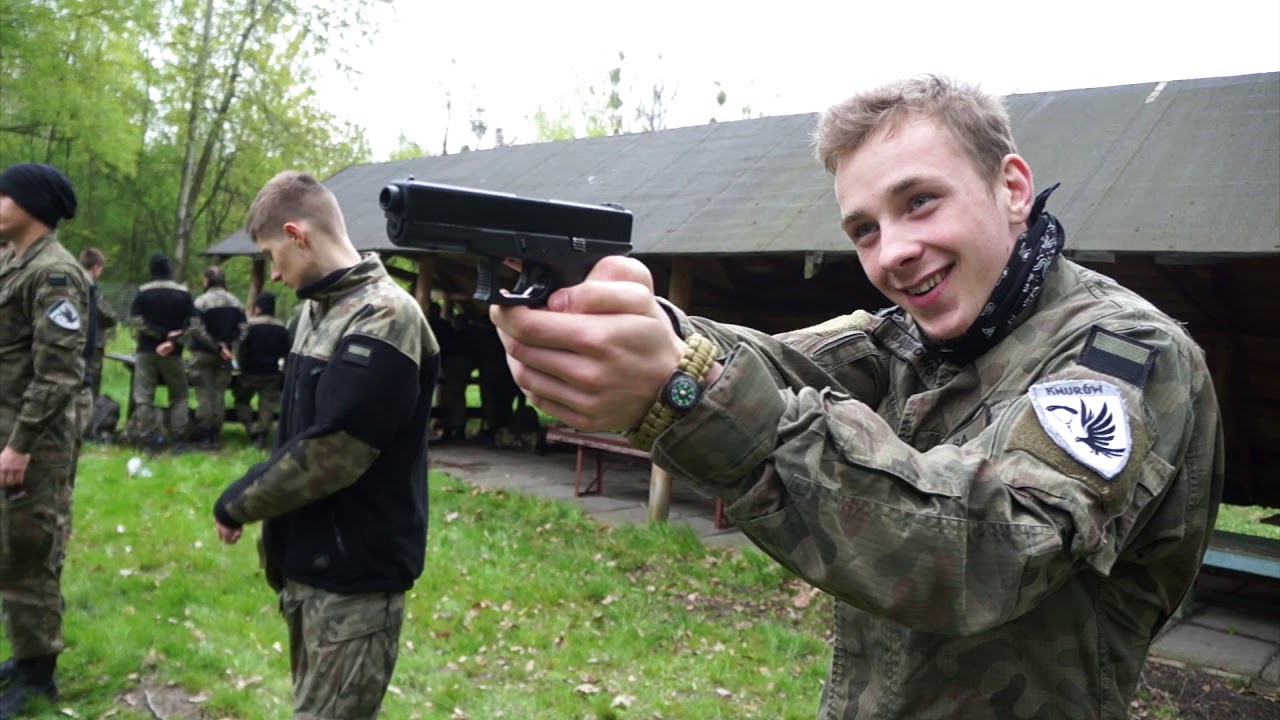 ZSZ nr 2 w Knurowie Poligon Klas Mundurowych 2017 Grupa 1