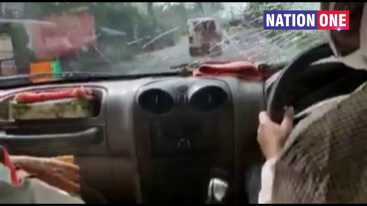 #BengalSupportsBJP #BJPPresident JP Nadda Convoy Attacked in West Bengal,Stone  Hurled, Cars Damaged