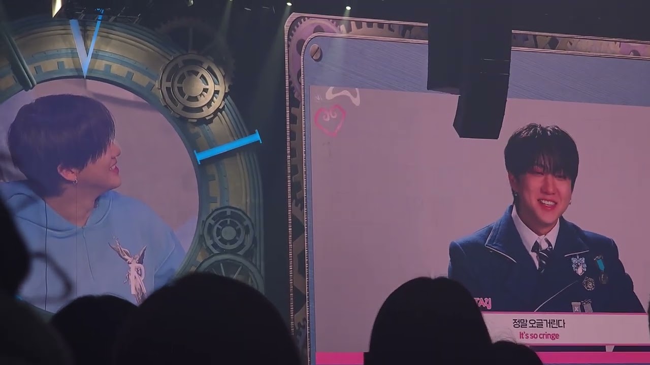 Members Reaction to their 4th FM message - 5'Oclock Stray Kids Fanmeeting Inspire Arena Day 1