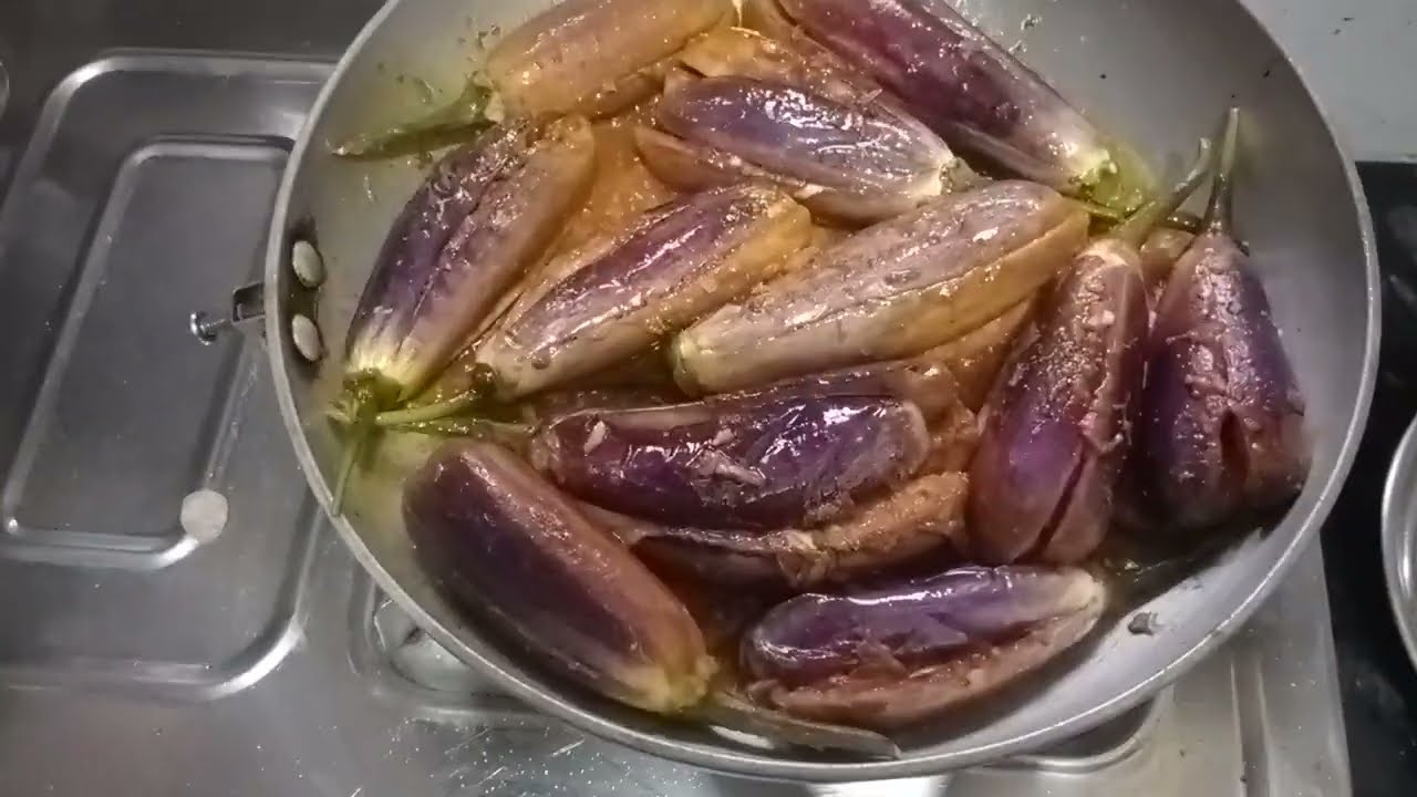 बैगन  कलौजी Brinjal kalauji Recipe 