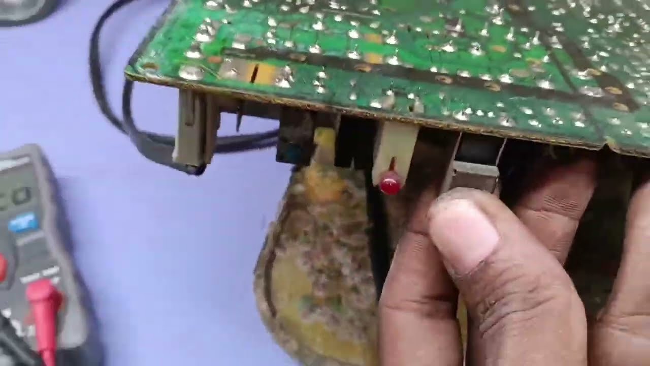 One Time Power Blinking Samsung CRT  TV  110 supply  Low