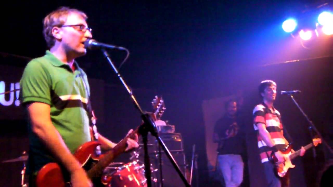 AIRBAG - Tus rechazos golpean dos veces - Madrid, 15/05/2010 (Neu Club)