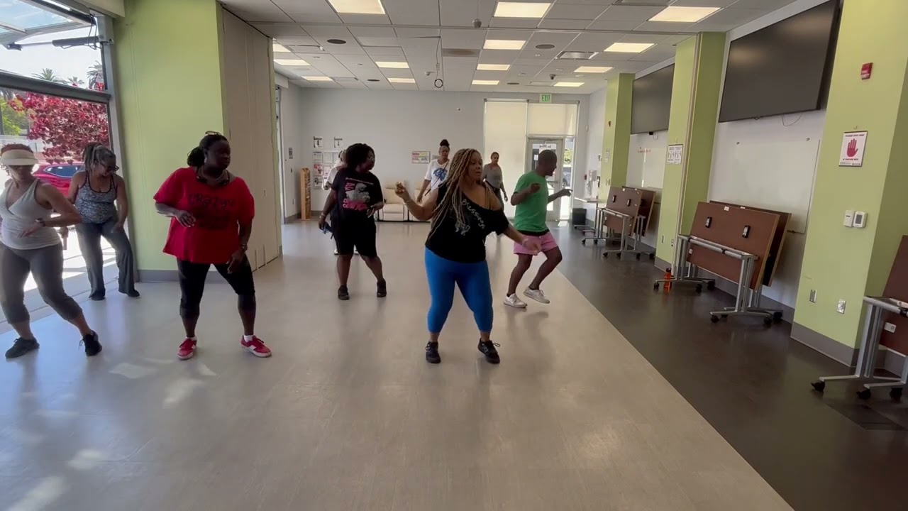 Wifey Line Dance ( easy /beginner dance)