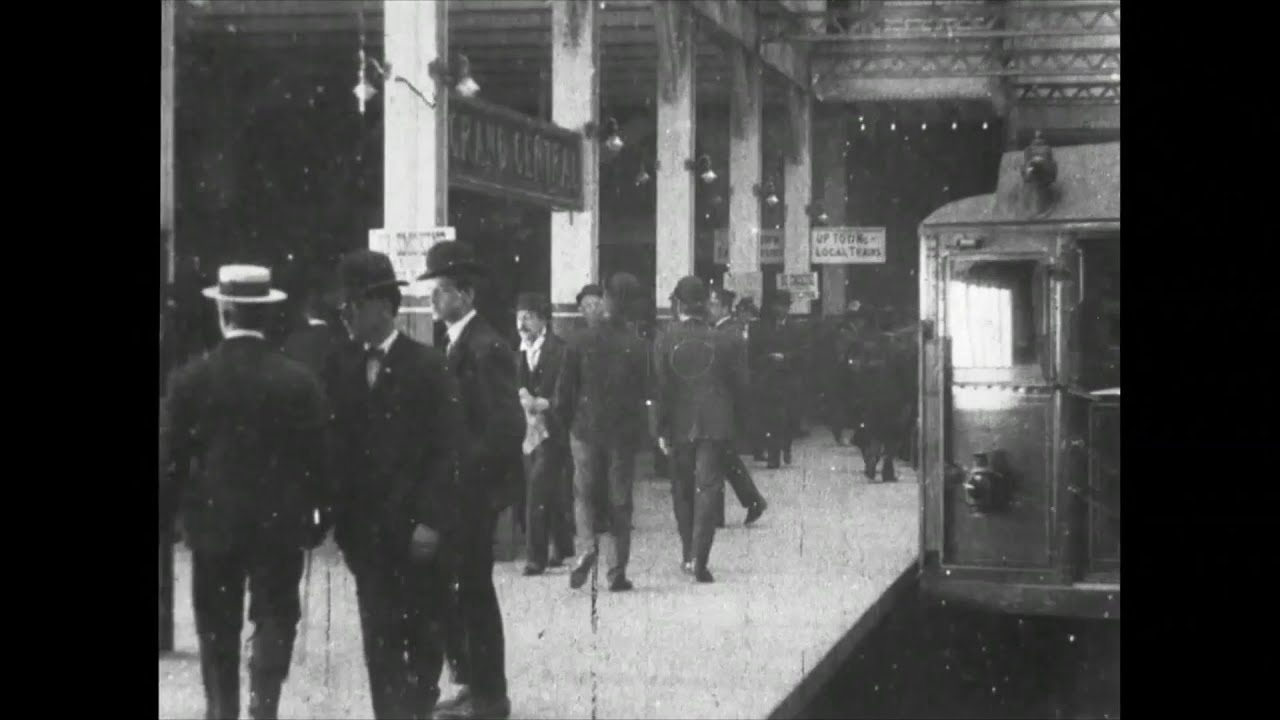 downtown - petula clark (s l o w e d + r e v e r b // d a y c o r e )