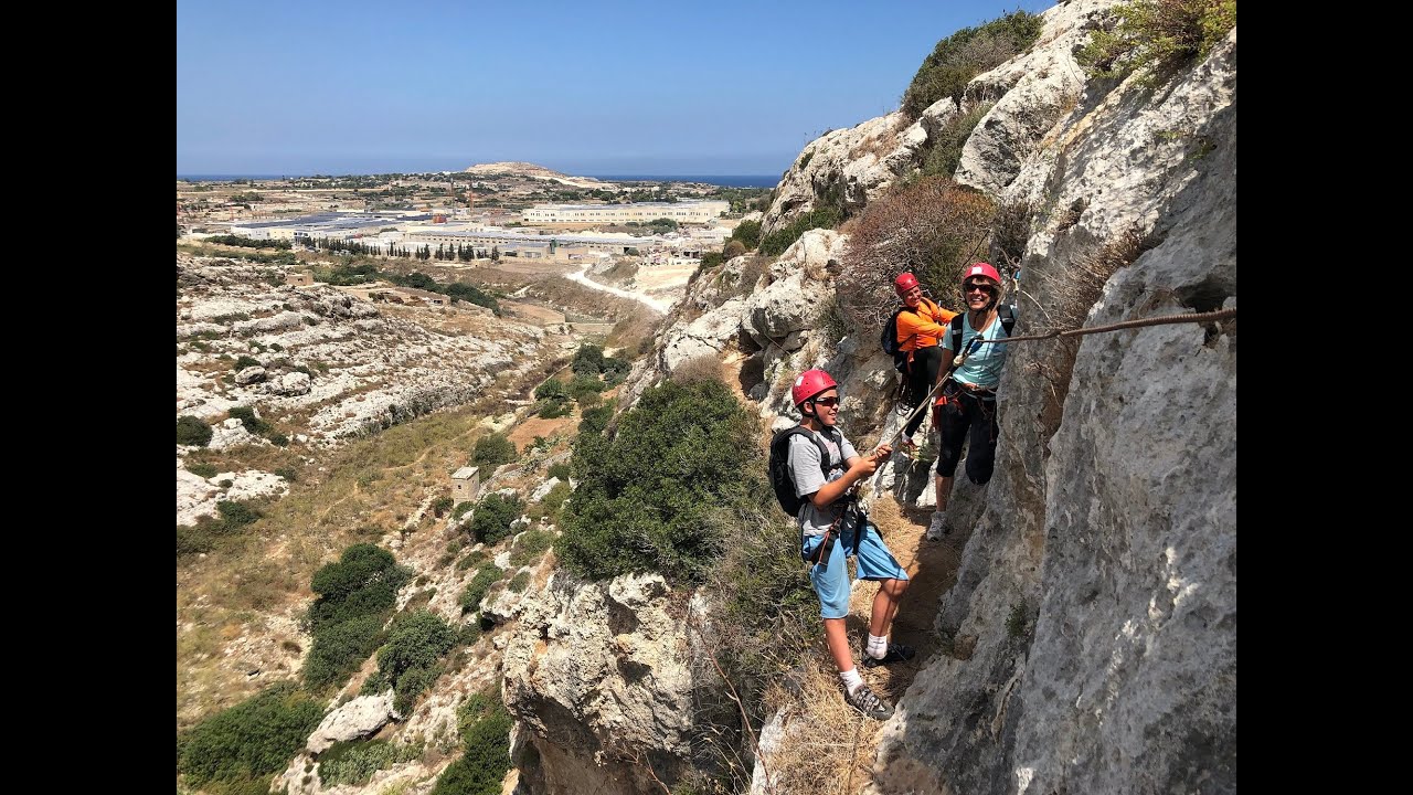 Malta for family - Action für Familien beim Klettersteig Via Ferrata auf Malta