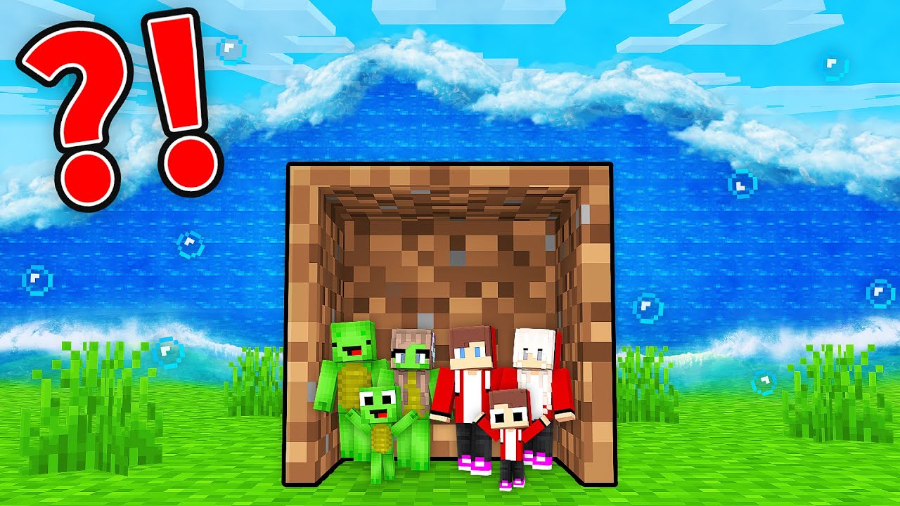 EPIC TSUNAMI vs. Mikey Family & JJ Family Block House - Minecraft (Maizen)