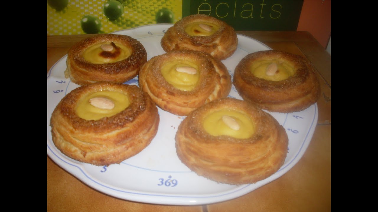 Briochette crème pâtissière amandée dite  