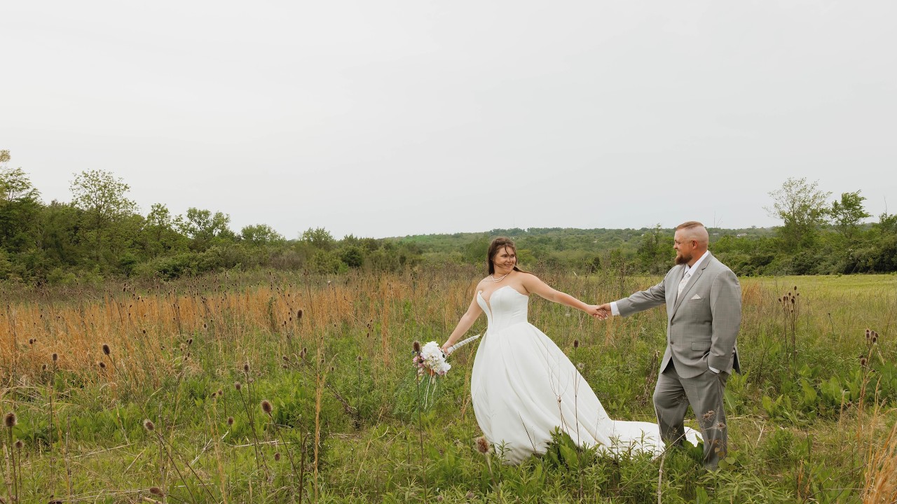 Victoria & Adam // Hamilton, Ohio