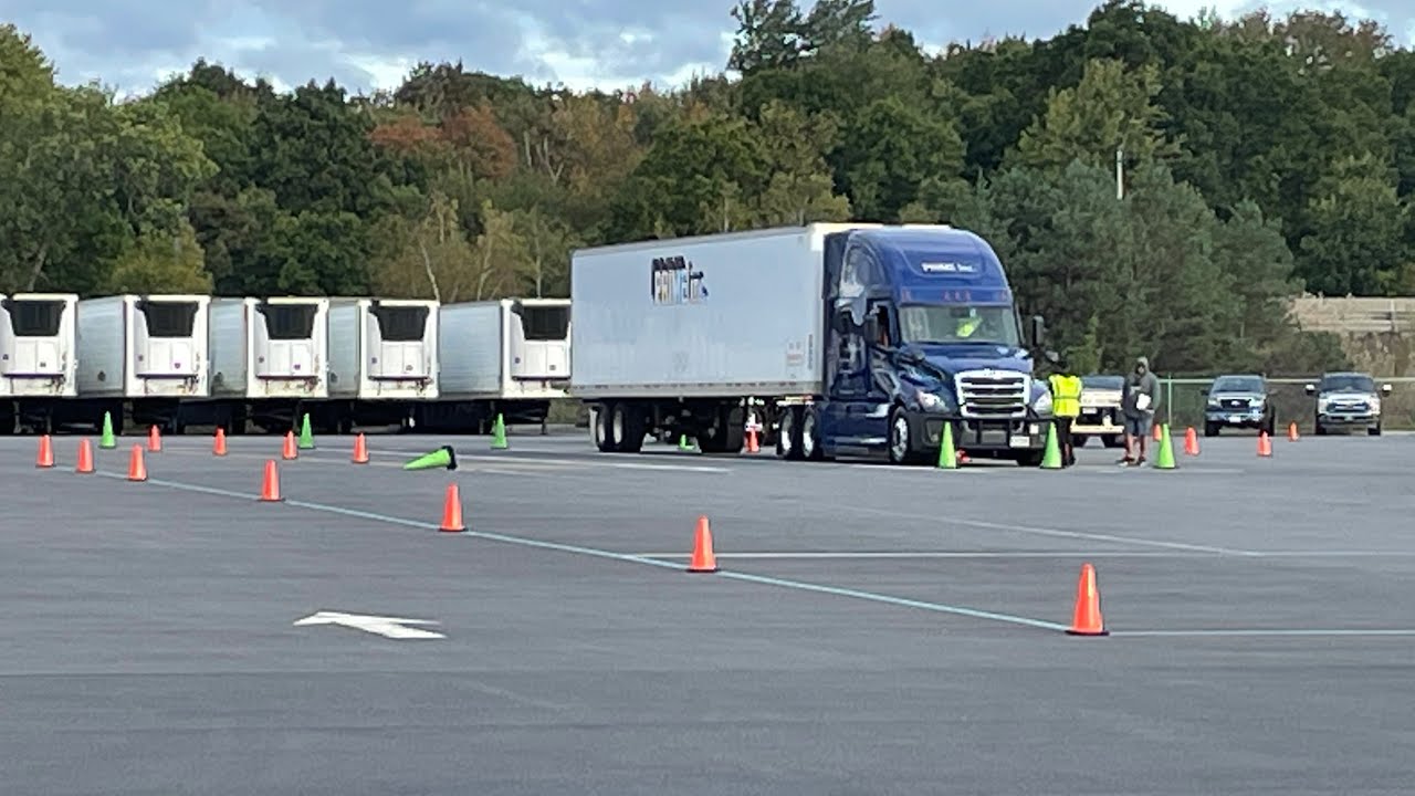 Most Difficult Backing in trucking with @PRIMEINCTRUCKING | @PETIVOYAGER